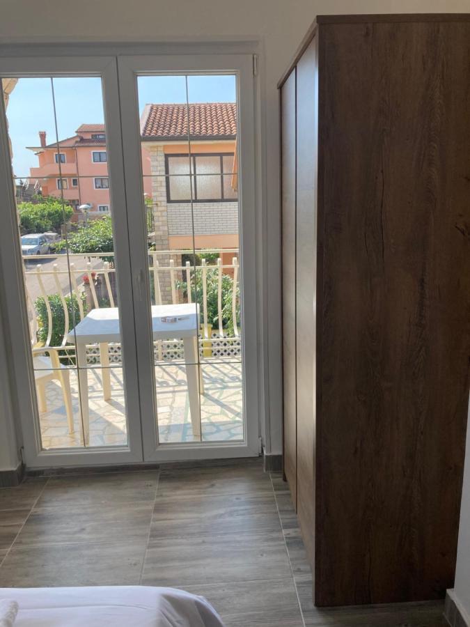 Apartmani Kekec ウマグ エクステリア 写真